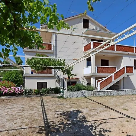 Apartment Lovely In Krk